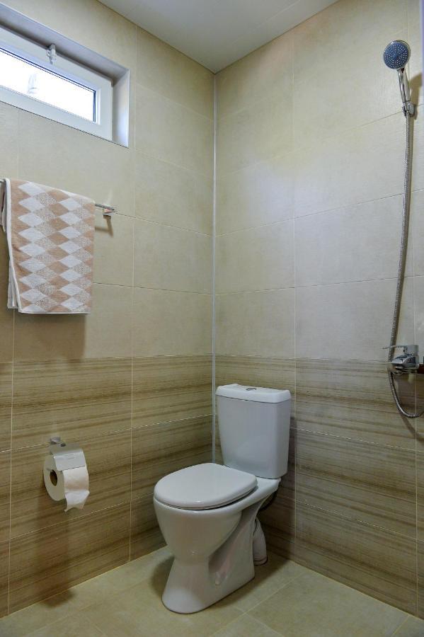 Gold Guest House Kutaisi Exterior photo