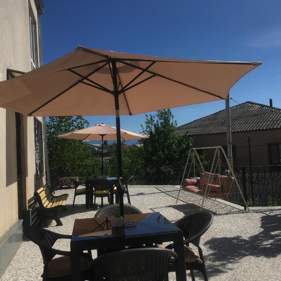 Gold Guest House Kutaisi Exterior photo